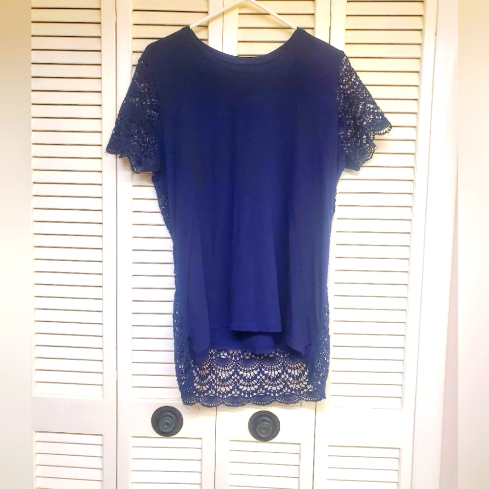 Elegant Navy Lace Trim Top